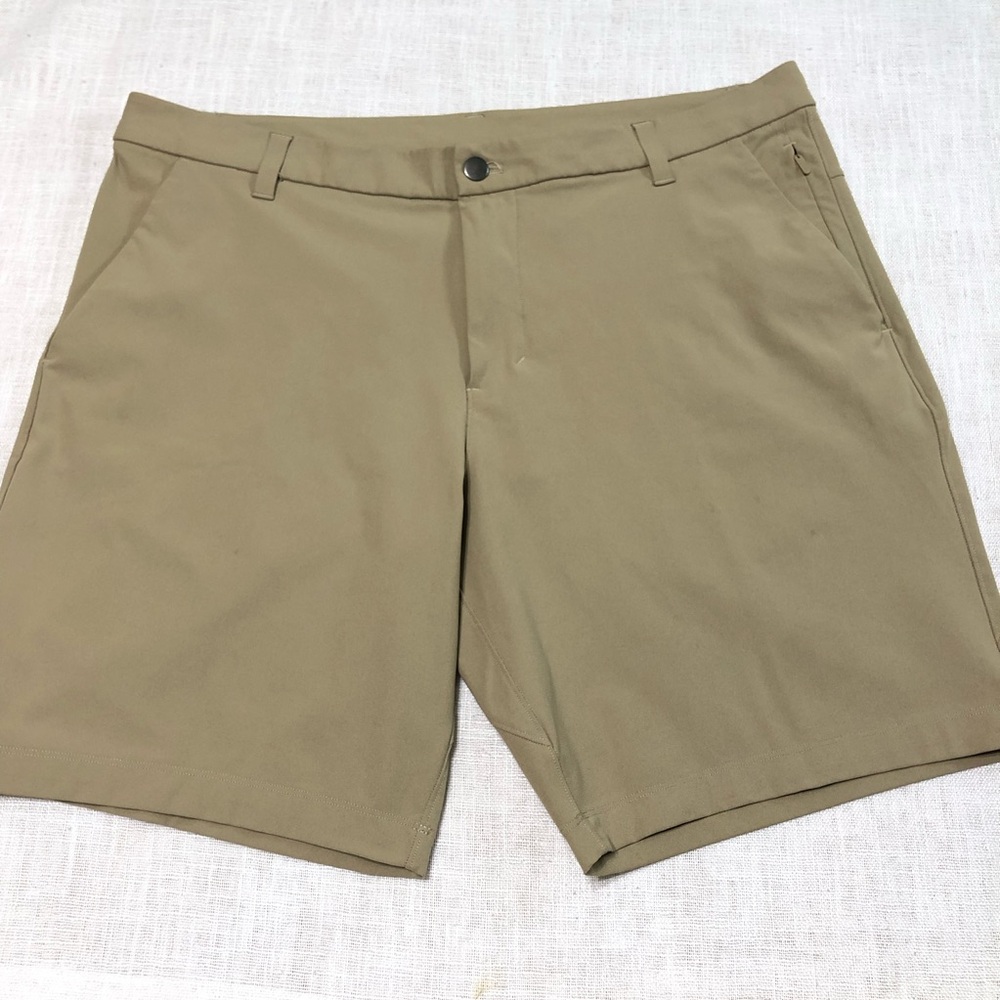 Lululemon Shorts Men 36 Commission 9" Slim Chino Performance Stretch Golf Casual